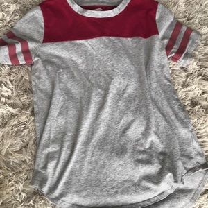 Grey and maroon striped t-shirt